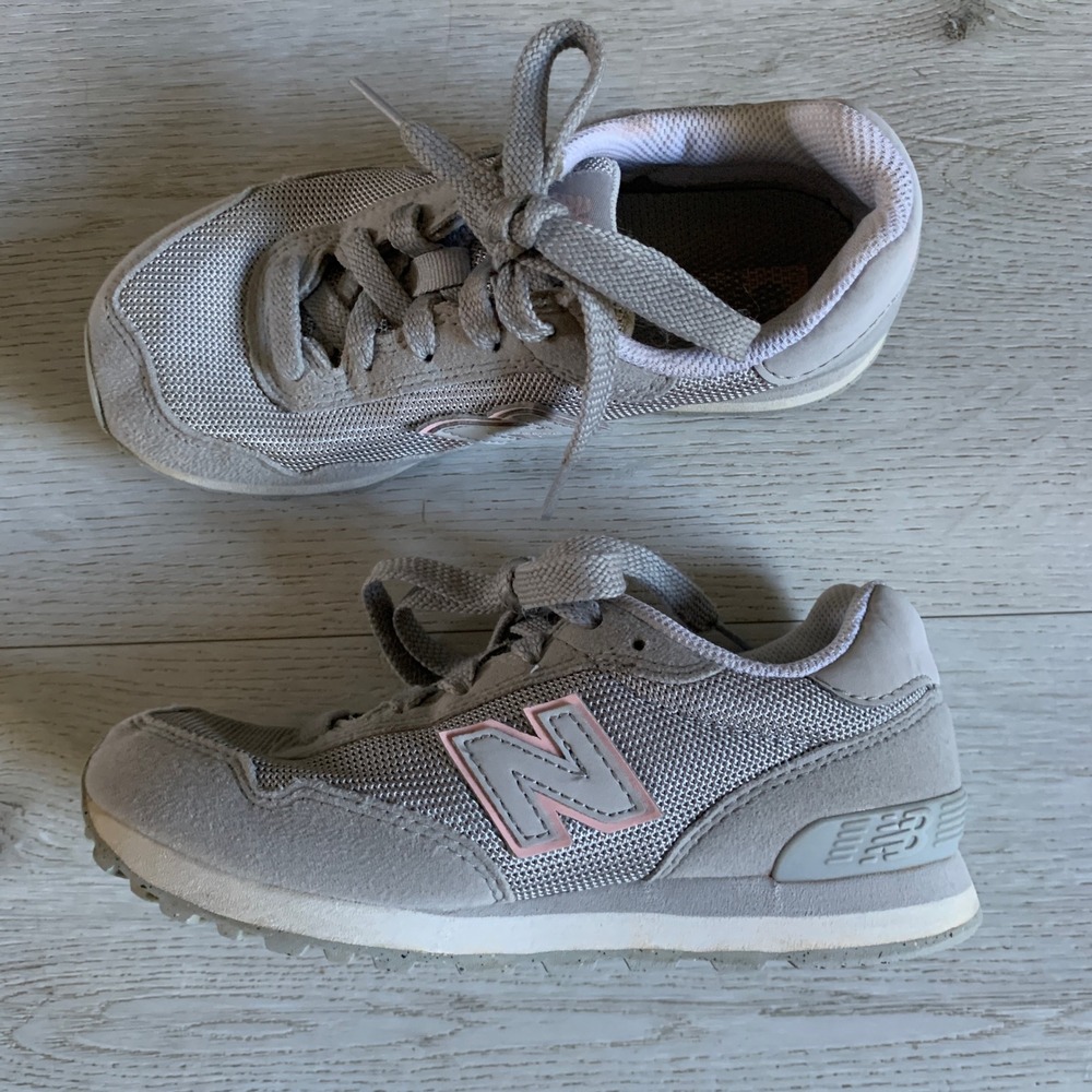 New Balance 515 Girls 13.5 Grey & Pink Colorway Suede Sneakers